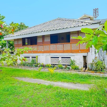 Oyo 775 Star Cove Bed And Breakfast Calaca Екстериор снимка