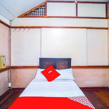 Oyo 775 Star Cove Bed And Breakfast Calaca Екстериор снимка