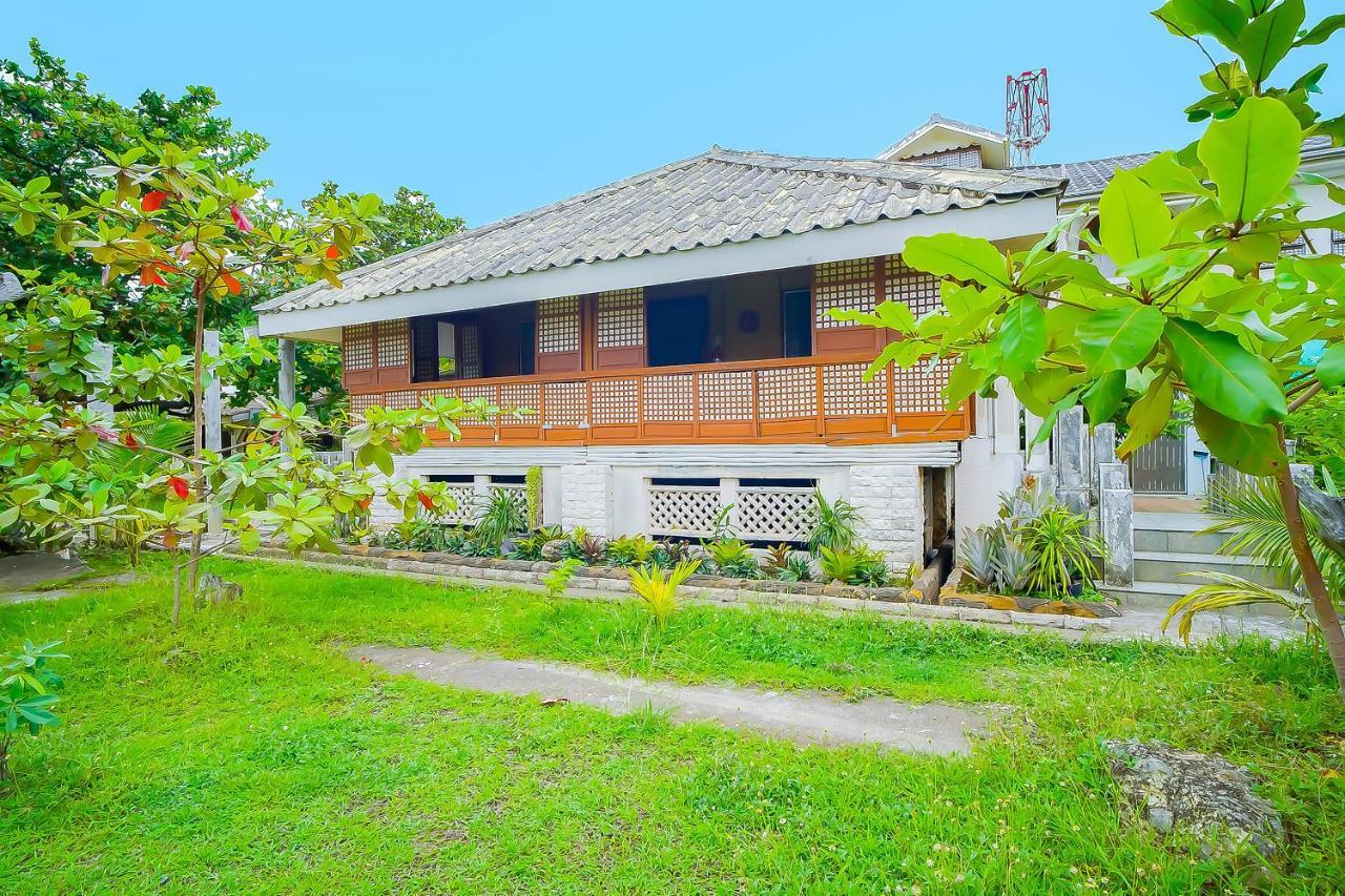 Oyo 775 Star Cove Bed And Breakfast Calaca Екстериор снимка