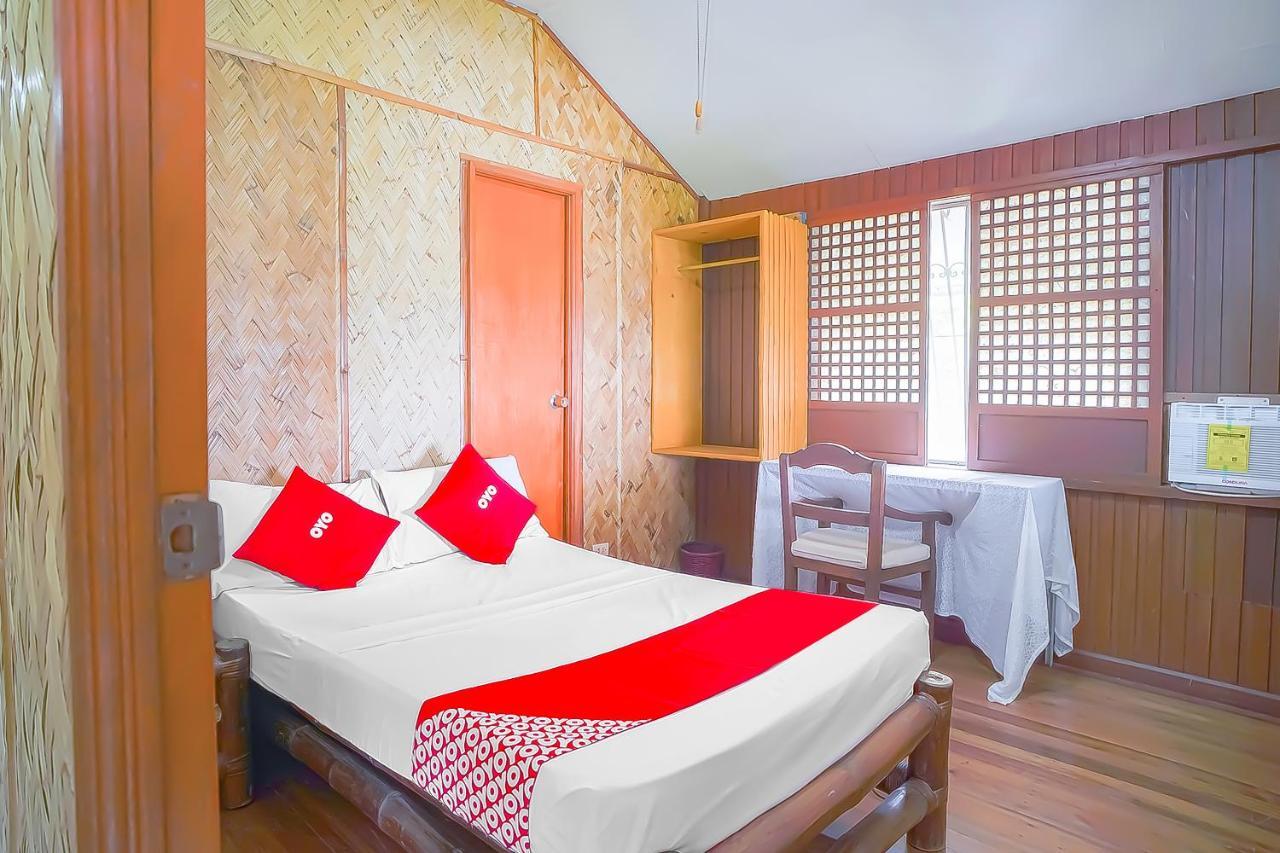Oyo 775 Star Cove Bed And Breakfast Calaca Екстериор снимка