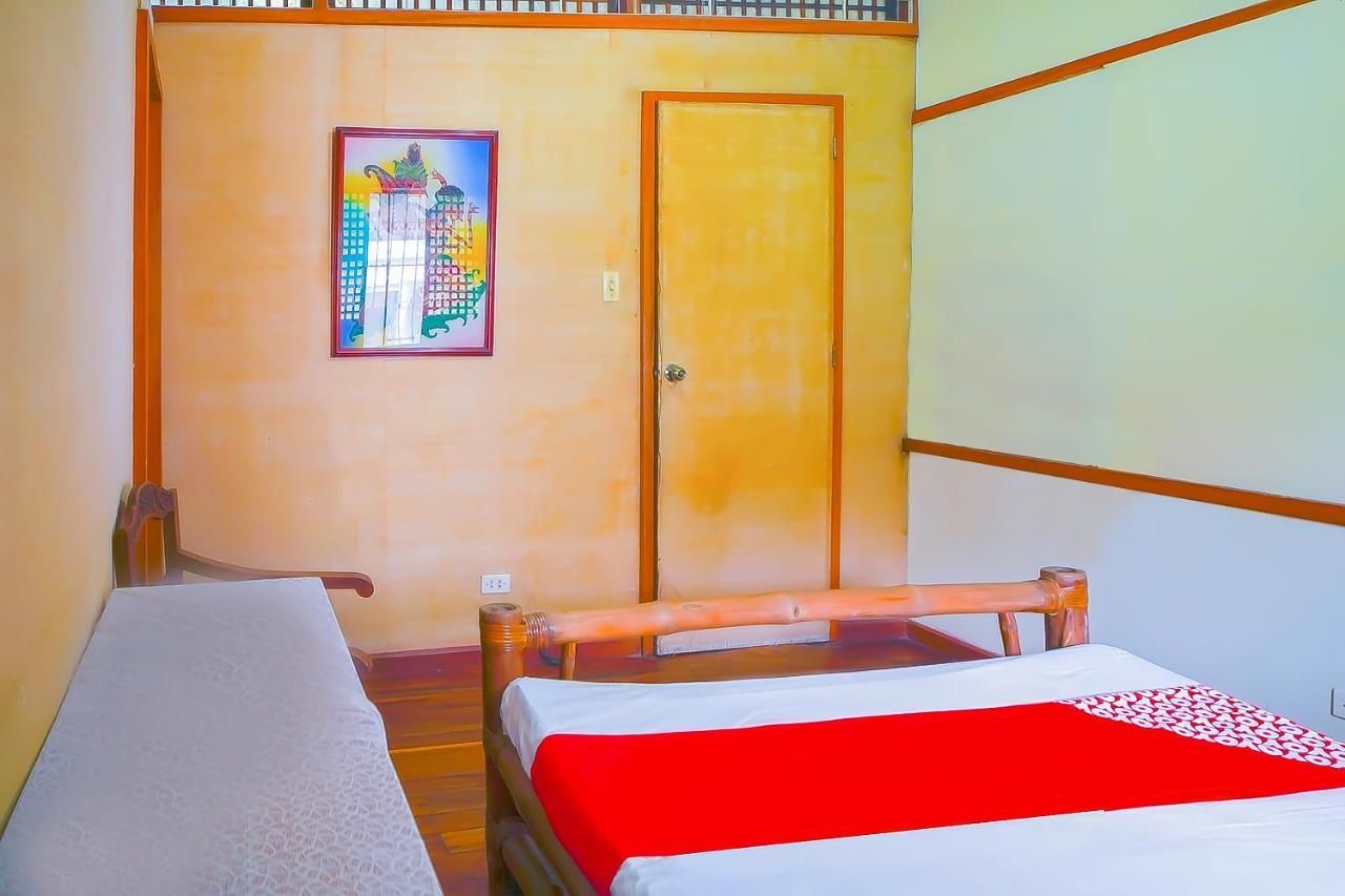Oyo 775 Star Cove Bed And Breakfast Calaca Екстериор снимка